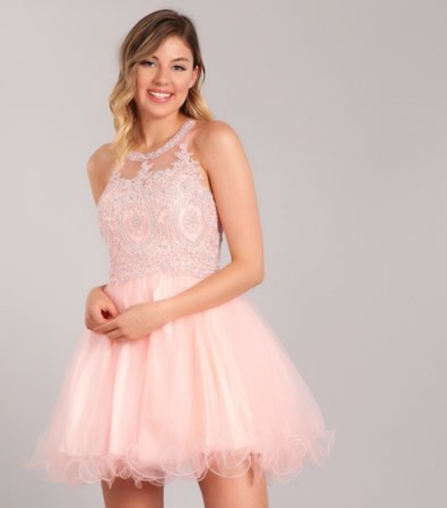 Beautyfull and bright dress its more special color